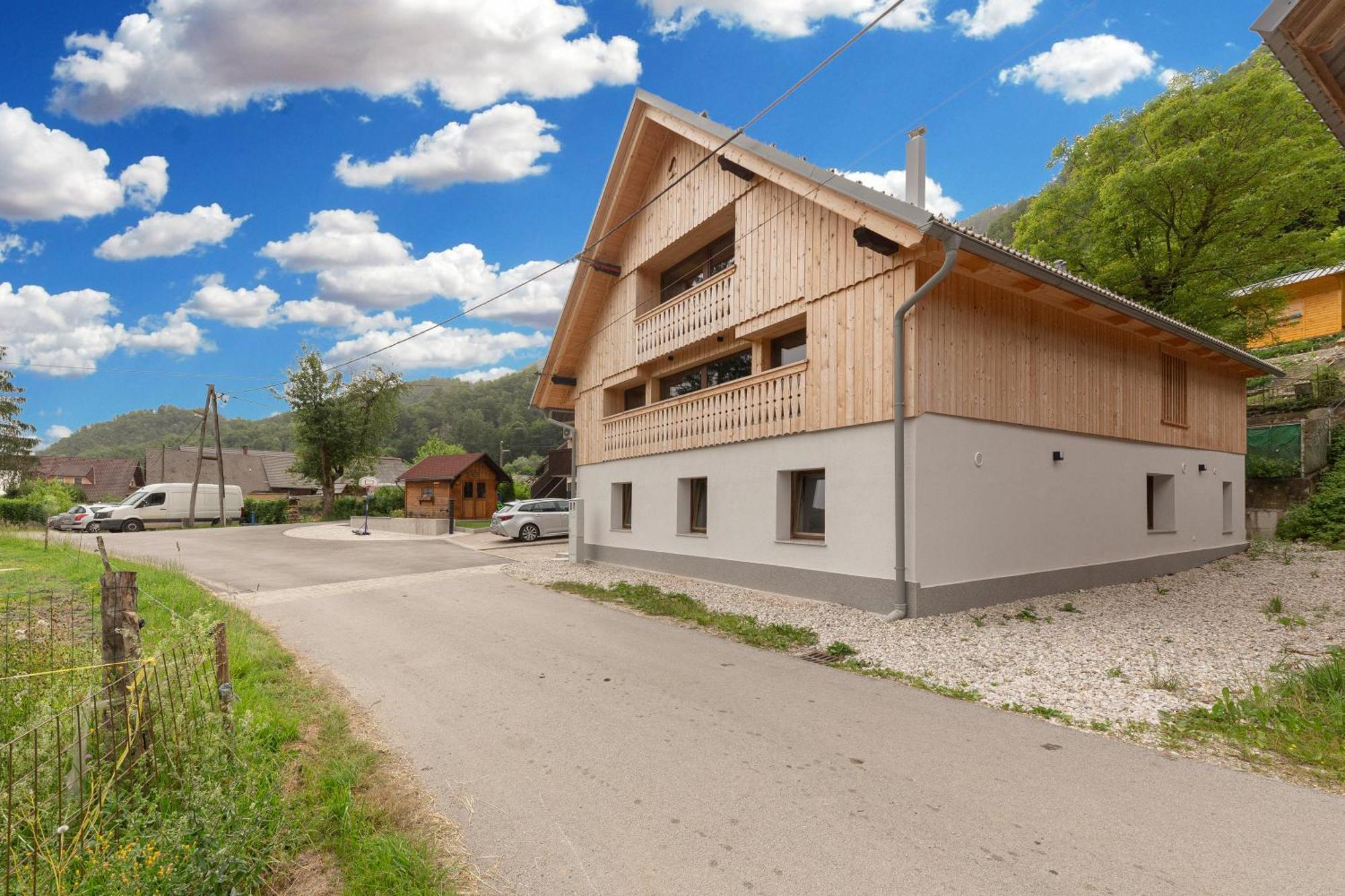 Farmhouse Chalet Apartments Bohinjska Bistrica Exteriör bild